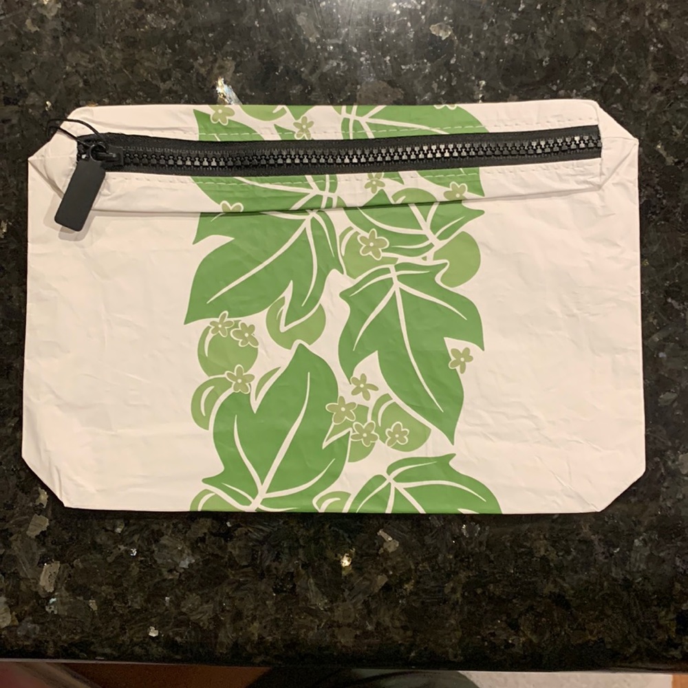 💚 ALOHA COLLECTION Small Pouch